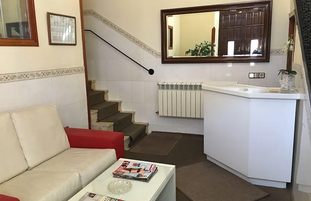 Hostal Cervantes-1